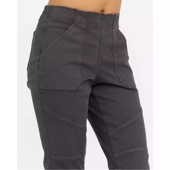 SPANX Stretch Twill Cargo Jogger Washed Black Pants‎ Size Large M Gray Casual - Picture 4 of 11